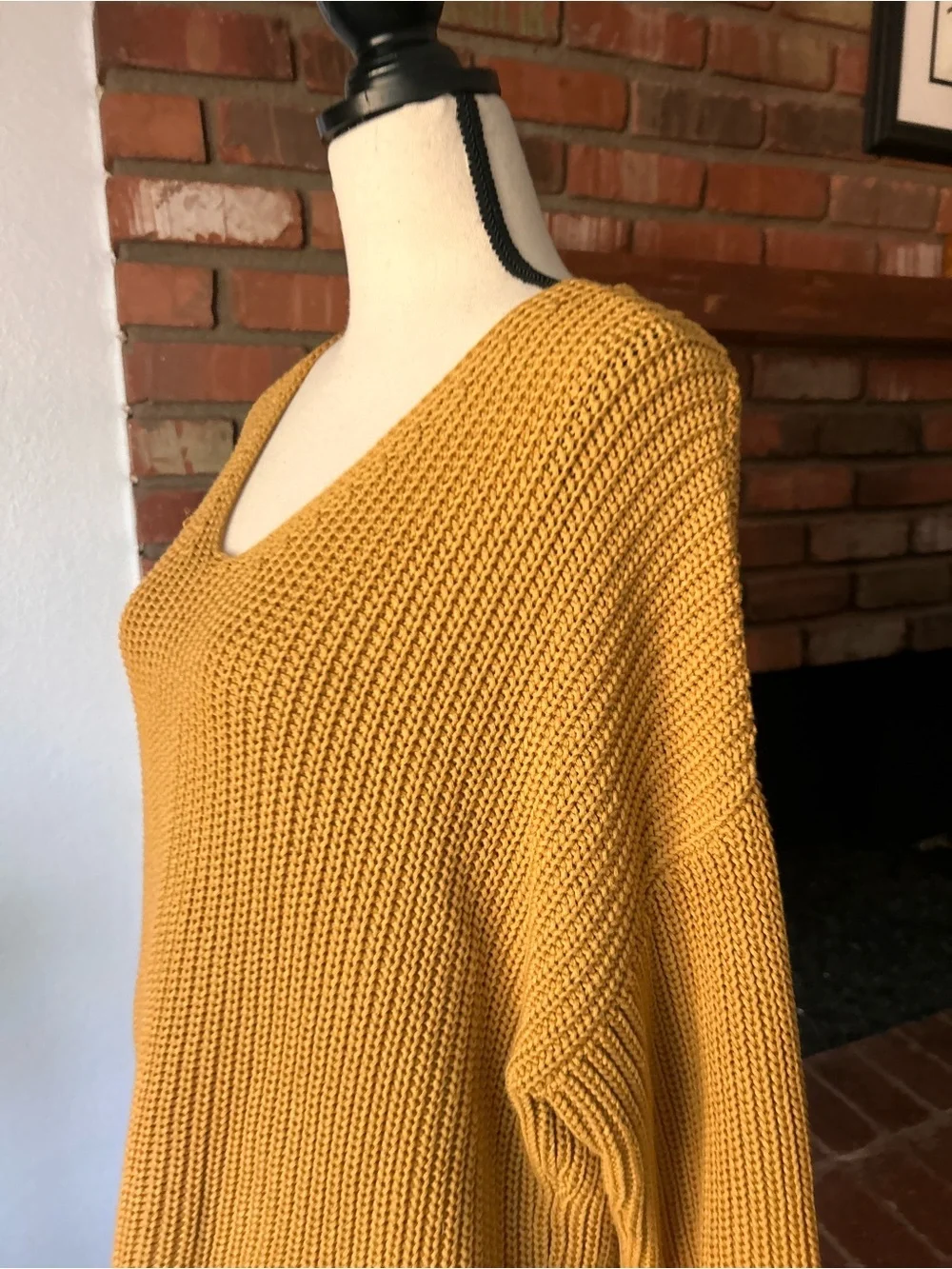 Jenni Kayne Fisherman Organic Cotton V-Neck Sweater in Mustard Yellow Sz M